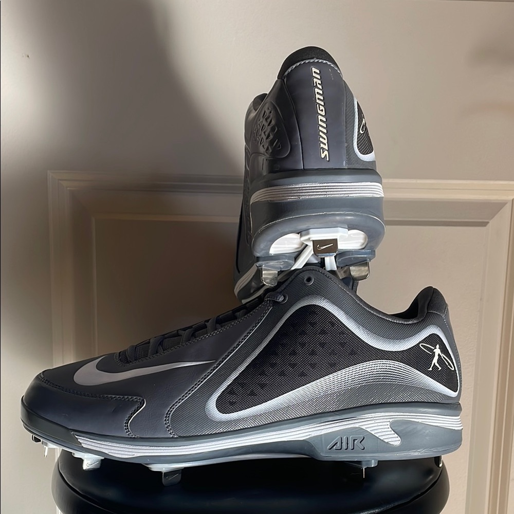 Men's Gray Cleats